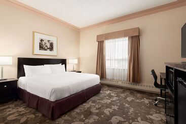 هتل Nova Inn Yellowknife