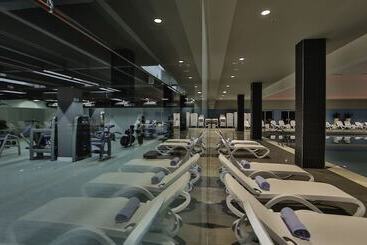 هتل Park Plaza Belvedere Medulin