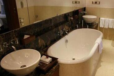 هتل Taj Malabar Resort & Spa, Cochin