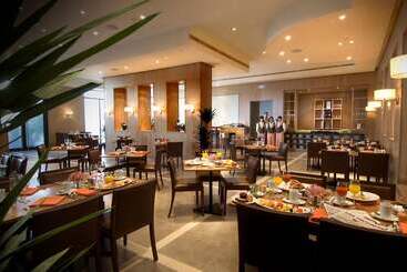 هتل The Westin Valencia