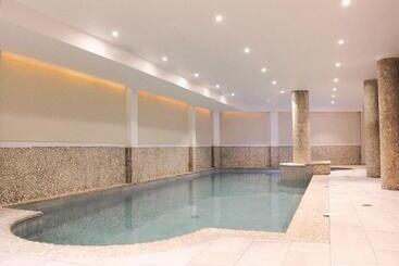 Urban Hotel & Spa Aix Les Bains   Bw Signature Collection - Aix-les-Bains
