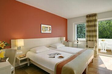 호텔 Valamar Club Tamaris
