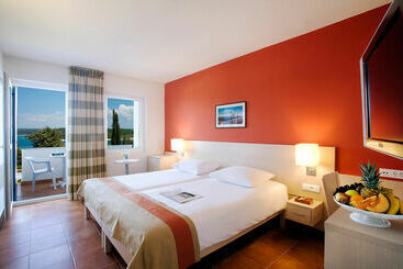 호텔 Valamar Club Tamaris