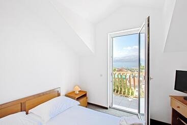 هتل Villa Supetar
