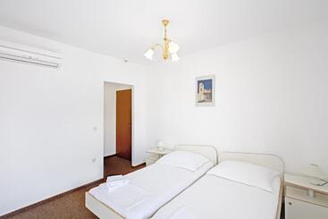 هتل Villa Supetar