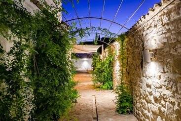 هتل Yit La Casona Del Arco
