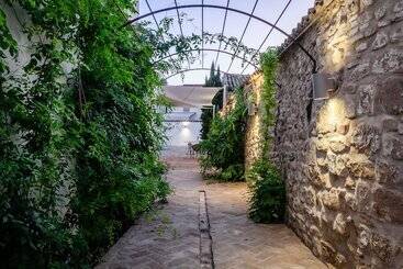 هتل Yit La Casona Del Arco