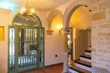 هتل Yit La Casona Del Arco
