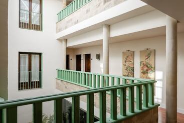 هتل Yit La Casona Del Arco