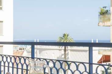 Residence Pierre & Vacances Les Rivages Du Parc - Menton