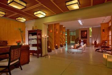 Sheraton Colonia Golf & Spa Resort