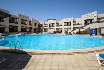 Blend Club Aqua Resort