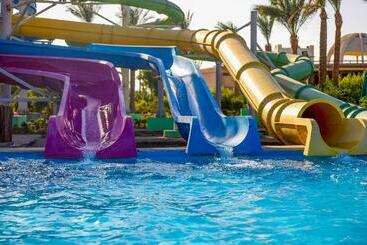 Blend Club Aqua Resort