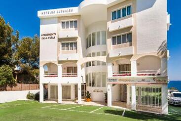 Globales Apartamentos Cala Viñas Only Adults 16