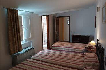 Hostal San Cayetano