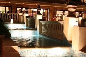Avalon Airport Hotel Thessaloniki