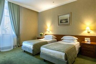 Otel Continental