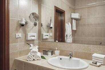 Otel Continental