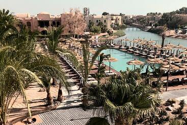 هتل Cook’s Club El Gouna