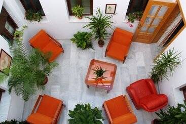 هتل Las Casas Del Duque