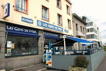 هتل Hôtel Les Gens De Mer Brest By Poppins