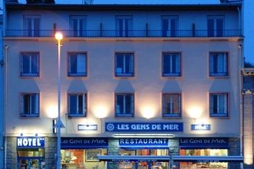 هتل Hôtel Les Gens De Mer Brest By Poppins