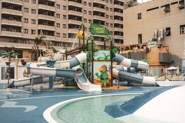 هتل Magic Sports 4*