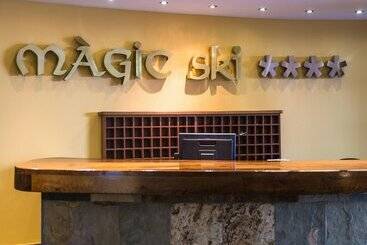 هتل Màgic Ski