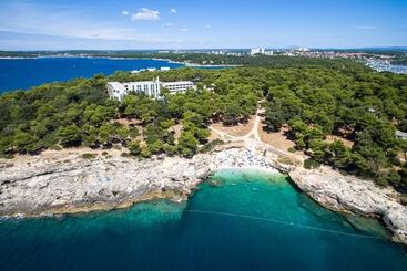 هتل Park Plaza Arena Pula