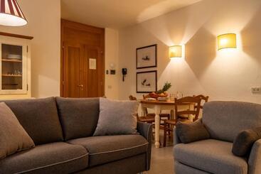 هتل Roccamare Resort   Ville E Appartamenti