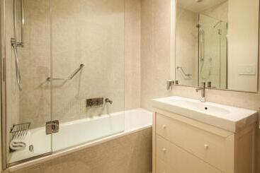 هتل Roccamare Resort   Ville E Appartamenti