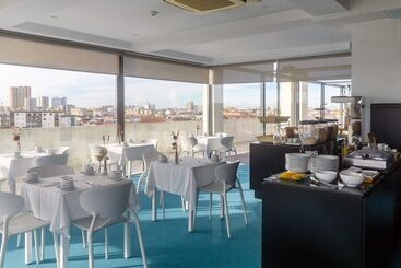 هتل Torre Mar