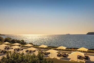 President Hotel, Valamar Collection