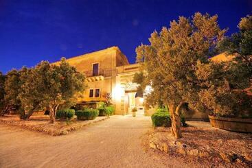 هتل Villa Giulia