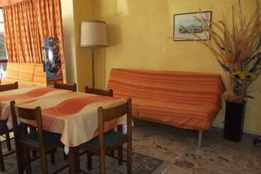 هتل Villa Livia