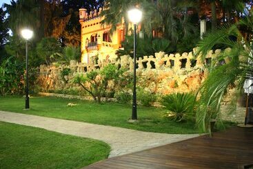 هتل Villa Retiro