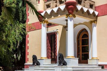 هتل Villa Retiro