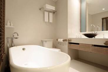 هتل Wyndham Hua Hin Pranburi Resort & Villas