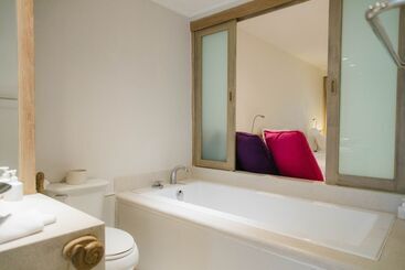 هتل Wyndham Hua Hin Pranburi Resort & Villas