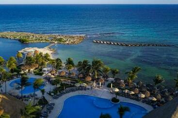 استراحتگاه Catalonia Yucatan Beach - All Inclusive