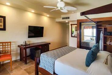 استراحتگاه Catalonia Yucatan Beach - All Inclusive