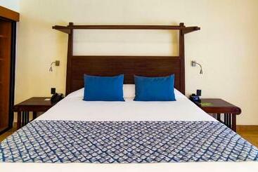 استراحتگاه Catalonia Yucatan Beach - All Inclusive