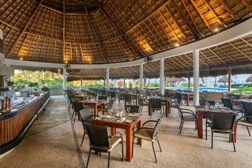 استراحتگاه Catalonia Yucatan Beach - All Inclusive