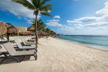 استراحتگاه Catalonia Yucatan Beach - All Inclusive