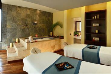 استراحتگاه Catalonia Yucatan Beach - All Inclusive