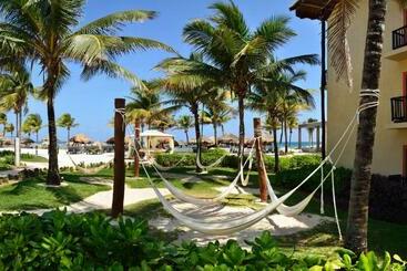 استراحتگاه Catalonia Yucatan Beach - All Inclusive