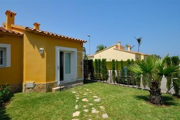 Apartamentos Y Villas Oliva Nova Golf Resort