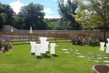 Azz Peñafiel Las Claras Hotel & Spa