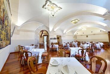 Azz Peñafiel Las Claras Hotel & Spa