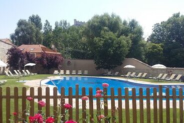 Azz Peñafiel Las Claras Hotel & Spa